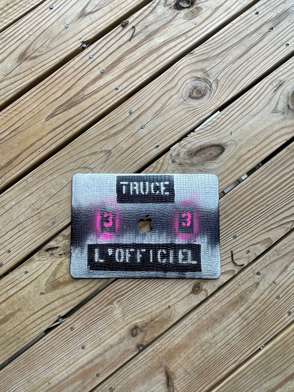 🌎 “TRUCÉ LAPTOP CASE”